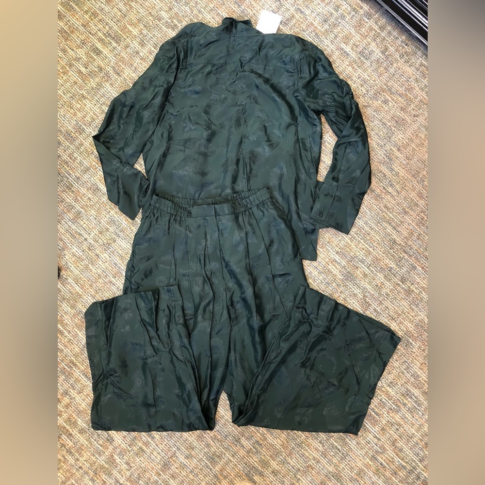 COS Forest Green Ensemble